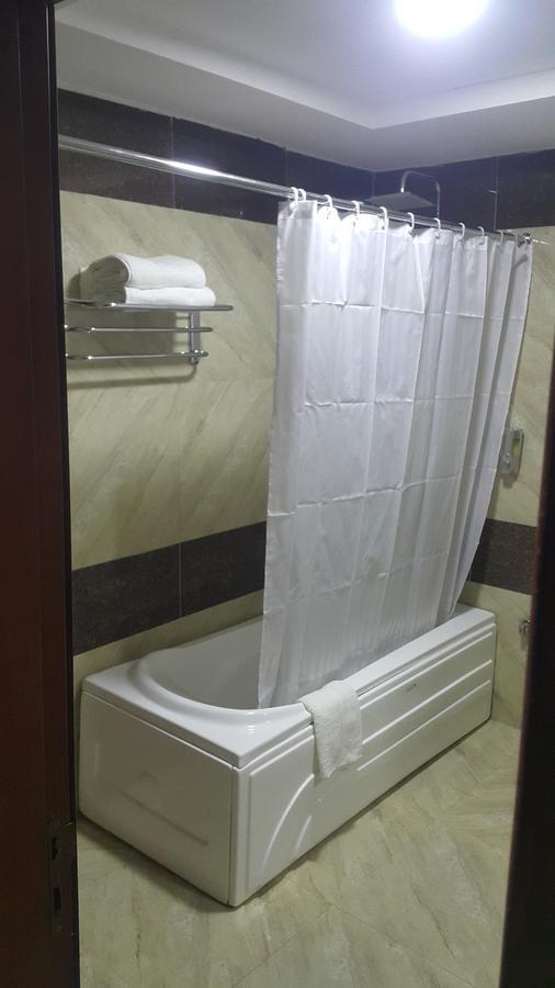 Immaculate Platinum Hotel Абуджа Екстериор снимка